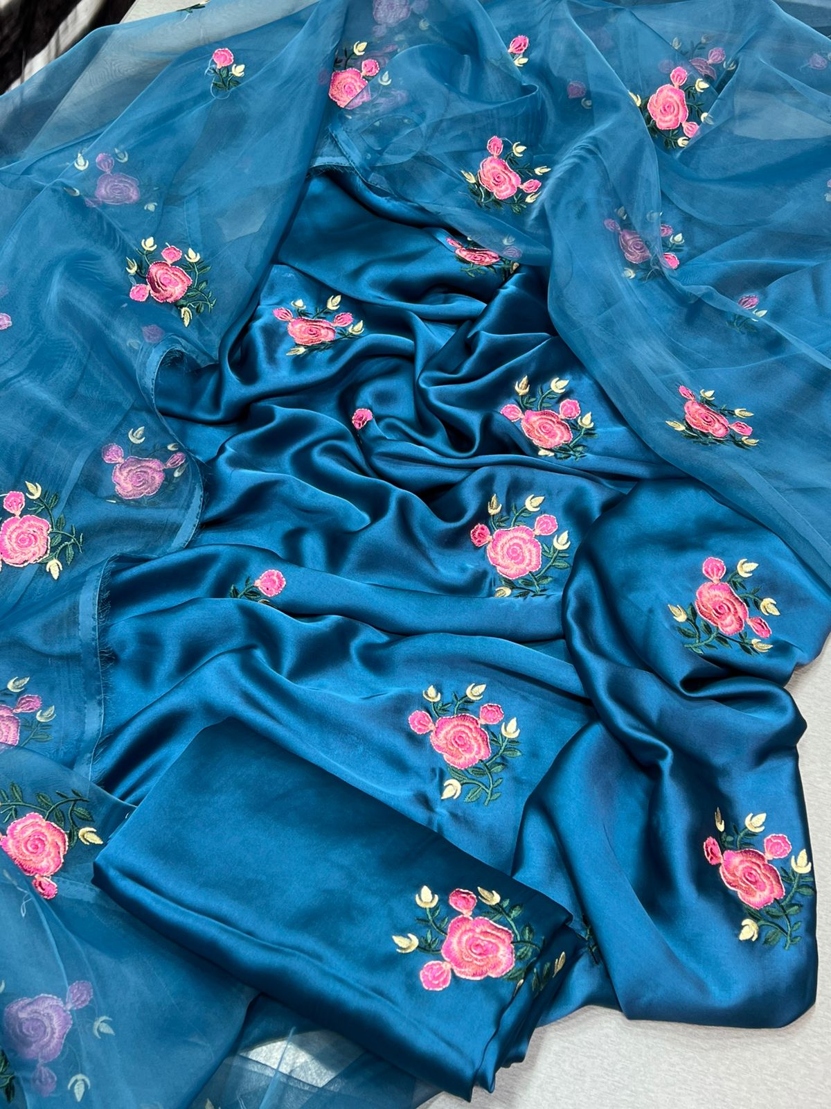 FANCY IMPORTED SHAMOOZ SILK 3 PIECE EMB UNSTICHED SUIT FOR WINTER 2025-2026 ZINC