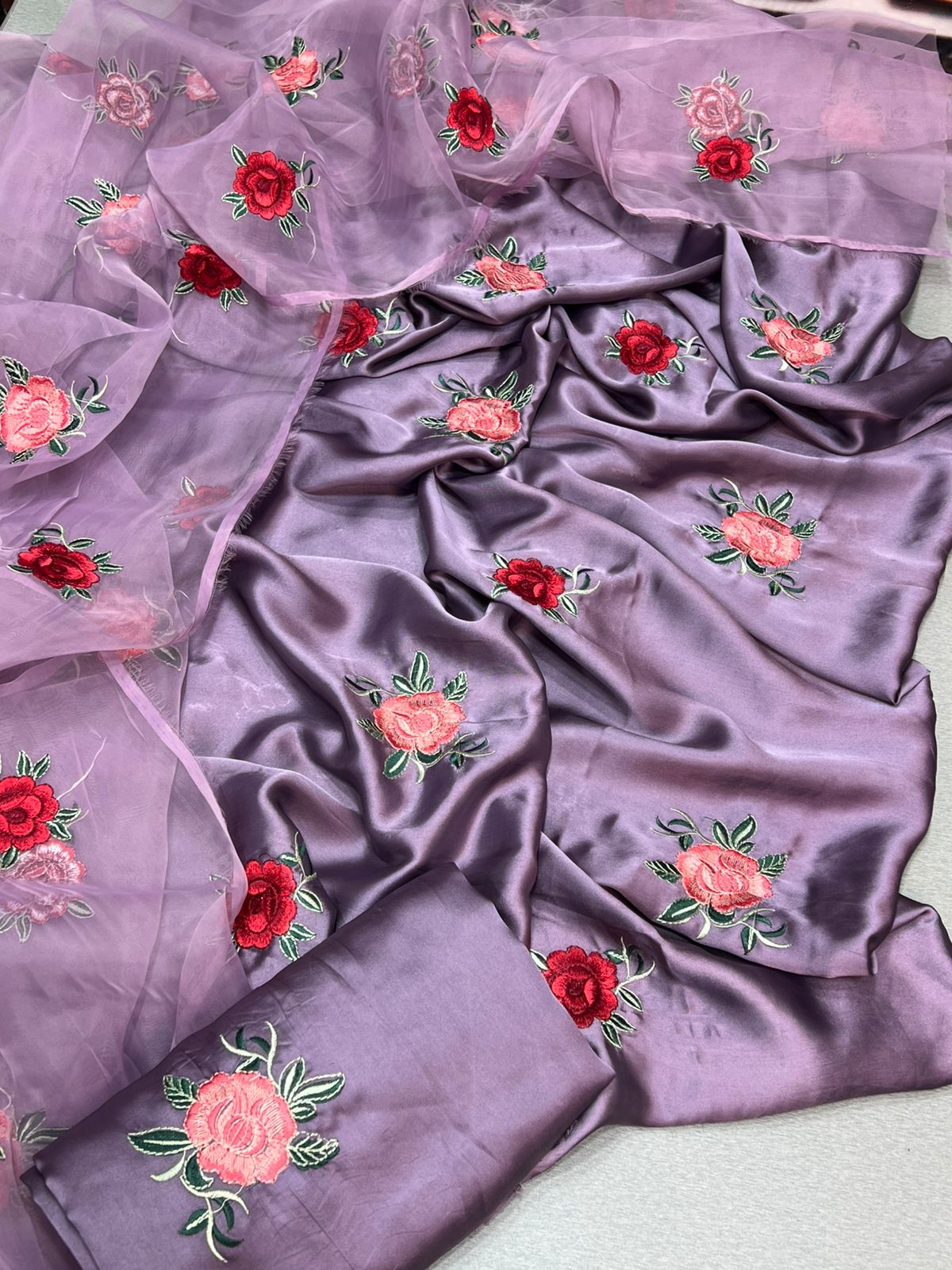FANCY IMPORTED SHAMOOZ SILK 3 PIECE EMB UNSTICHED SUIT FOR WINTER 2025-2026 LAVENDER